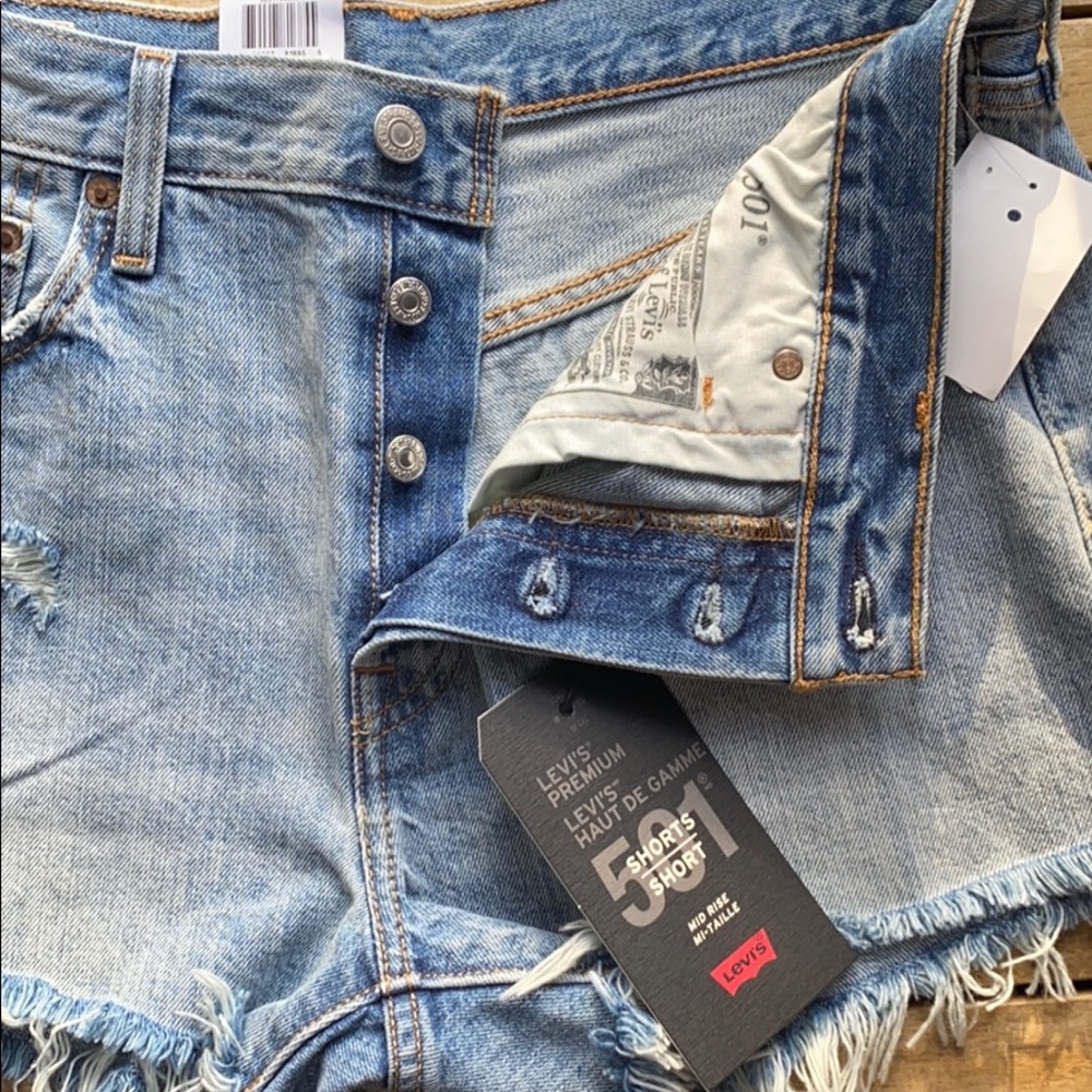 Levi’s - Picture 5 of 5